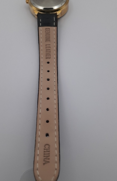 ECLIPSE Diamond Quartz Watch - Picture 6 of 9